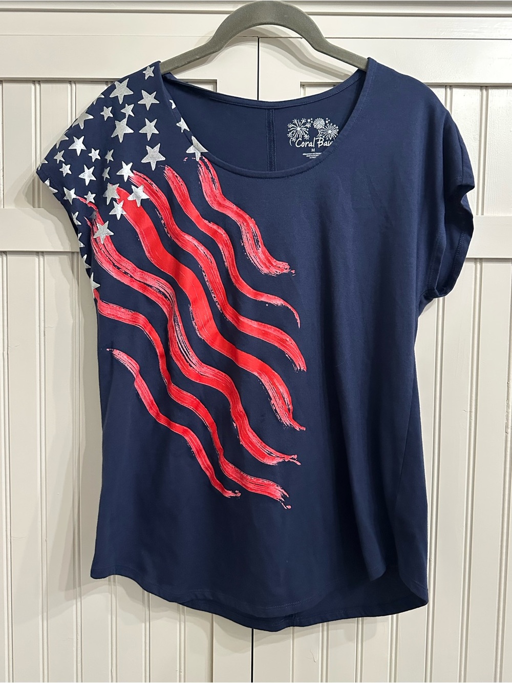 Coral Bay Navy Tee with Red Brushstroke Flag Graphic